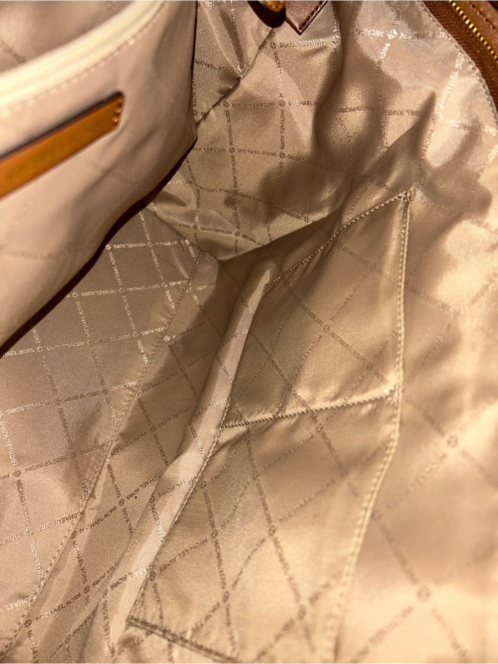 Michael Kors Avril X-Large Brown Leather Tote Bag - Picture 13 of 15